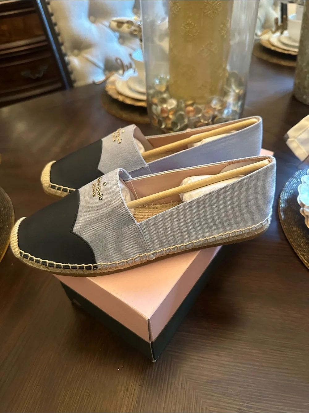 Brand New kate spade Navy Blue  and light Blue Scallop-Accent Espadrille Size 8